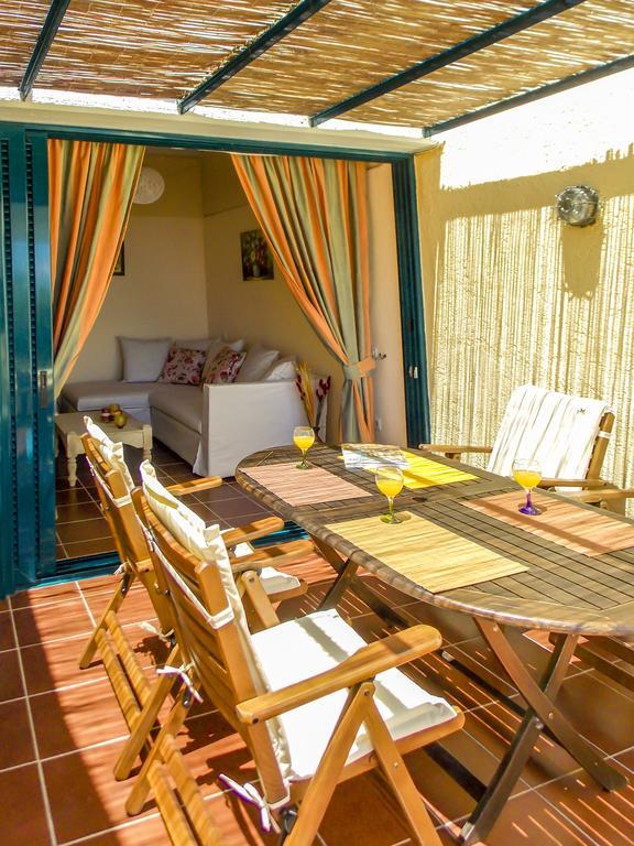 Manto On The Beach Apartments Barbati Exterior photo